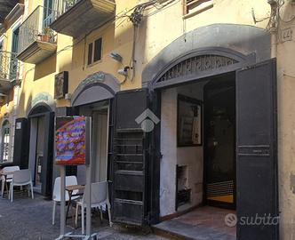NEGOZIO A SALERNO