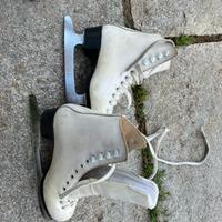 Pattini artistici per ghiaccio AXEL NUMERO 33