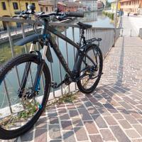 Rockrider st 520 27.5 pollici TG M