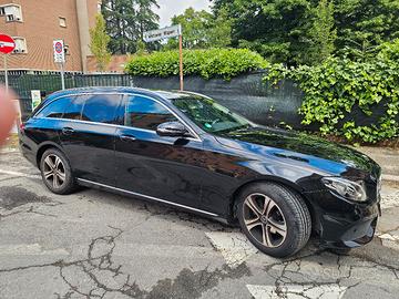 Mercedes Benz classe E full optional pelle nera