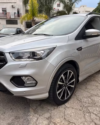 Ford Kuga 1.5 TDCI 120 CV S&S 2WD ST-LINE UNIIROP