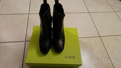 stivaletti in pelle nera