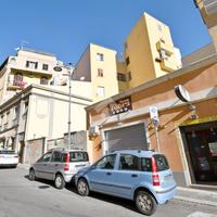 NEGOZIO A CAGLIARI