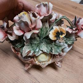 Collezione statuine in porcellana Capodimonte