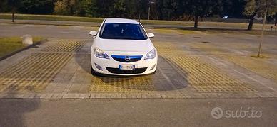 astra j 1.4 turbo benzina