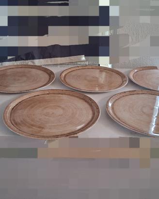 Set da 5 Piatti piani grandi Saturnia, Made italy