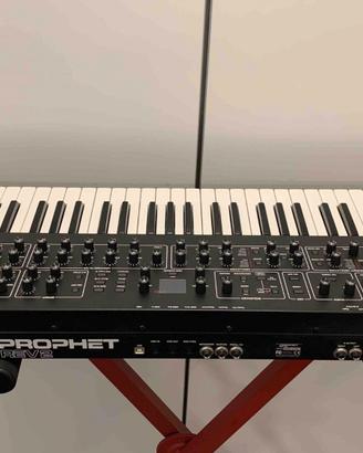 SEQUENTIAL PROPHET REV2 8 VOICE GARANZIA 12 MESI