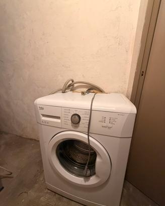 Lavatrice Beko 6 kg 1000 Giri A+
