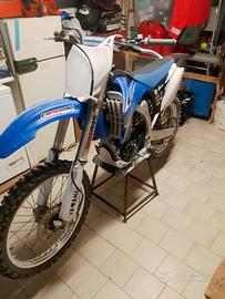 YZF 250 