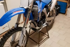 YZF 250 
