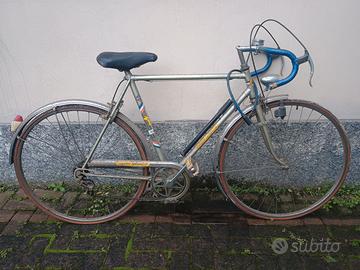 Bicicletta vintage marca “Jacques Anquetil”