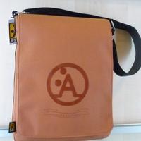 Postina a tracolla A-STYLE