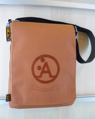 Postina a tracolla A-STYLE