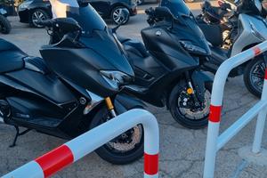 tmax Yamaha 