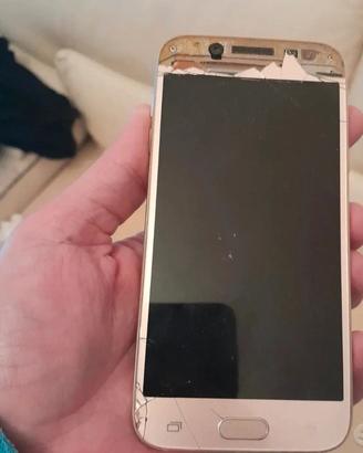 Samsung J5 2017 con display rotto