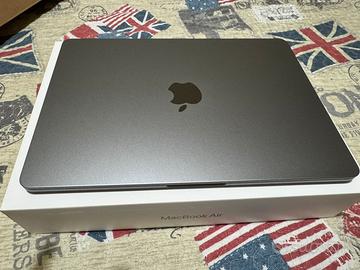 MacBook Air 13” M3 Apple 16GB RAM 512GB SSD NUOVO