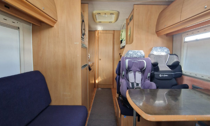 Camper Elnagh mansardato 7 posti