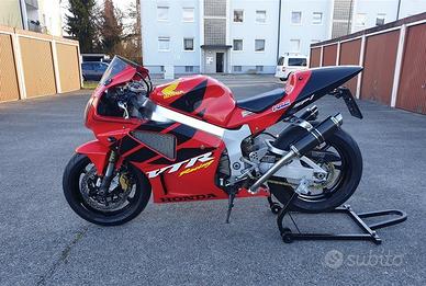 Thunder Carbon Roadsitalia Honda VTR SP1