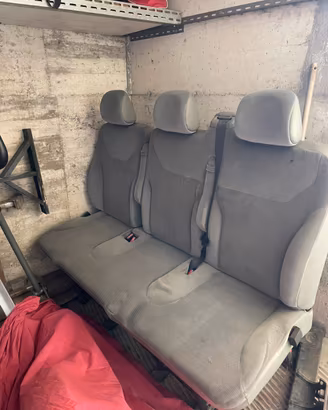 Sedili opel vivaro renault trafic