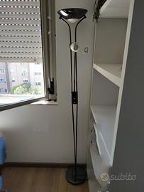 Lampada da Terra Moderna in Metallo Nero