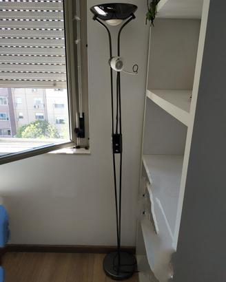 Lampada da Terra Moderna in Metallo Nero