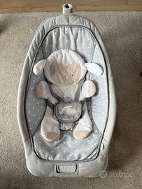 Sdraietta con musica e peluche