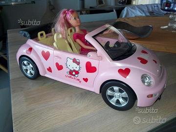 Maggiolino cabrio di hello kitty