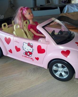 Maggiolino cabrio di hello kitty