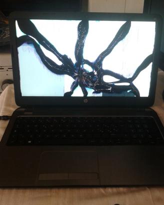 Pc  Portatile come pezzi di ricambio  HD E RAM