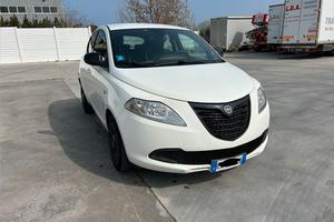 Lancia Ypsilon 1.2 gpl Elefantino
