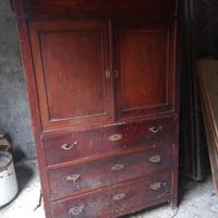 Set di mobili antichi 