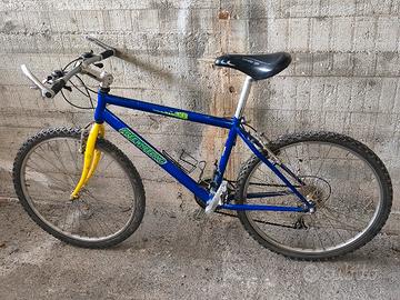 Mountain bike 26" alluminio