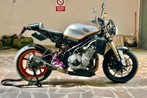 Honda cbr 600 f2 cafe race special