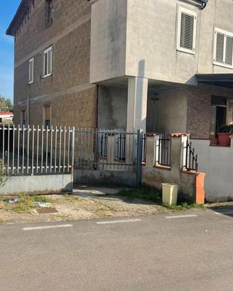 Abitazione con ingresso indipendente