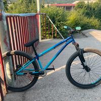 Dirt mtb 26 saracen amplitude