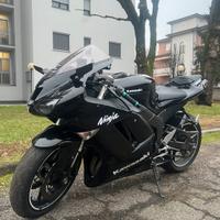 Kawasaki ninja zx6r 600