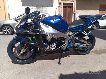 Yamaha R1 del 2000