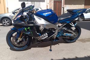 Yamaha R1 del 2000