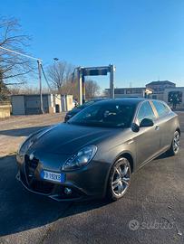 Giulietta 1.6 JTDm-2 120 CV Exclusive (88 kw)