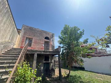 CASA SEMINDIPENDENTE A SCAFATI