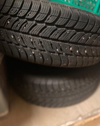 Gomme auto