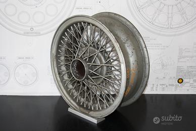 JAGUAR TYPE-E CERCHIO BORRANI RECORD 5KX15 RW-3585