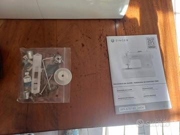 macchina da cucire praticamente nuova