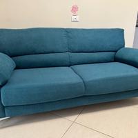 Divano 2/3 posti come nuovo