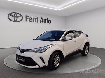 TOYOTA C-hr 1.8h active e-cvt