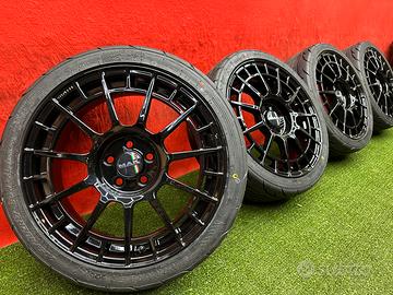 Cerchi e Gomme semislik 205 40 17 abarth fiat 500