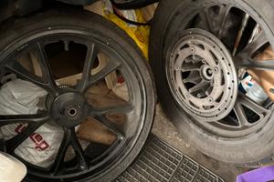 Ruote complete X People Kimco