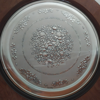 Piatto da appendere con sfondo in argento