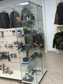 Vetrine esposizione in vetro da negozio