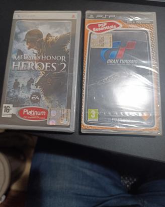 [SEALED] Lotto PSP - Gran Turismo + Medal of Honor